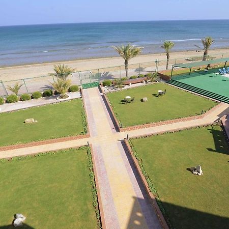 Resort Sur Beach Holiday Extérieur photo