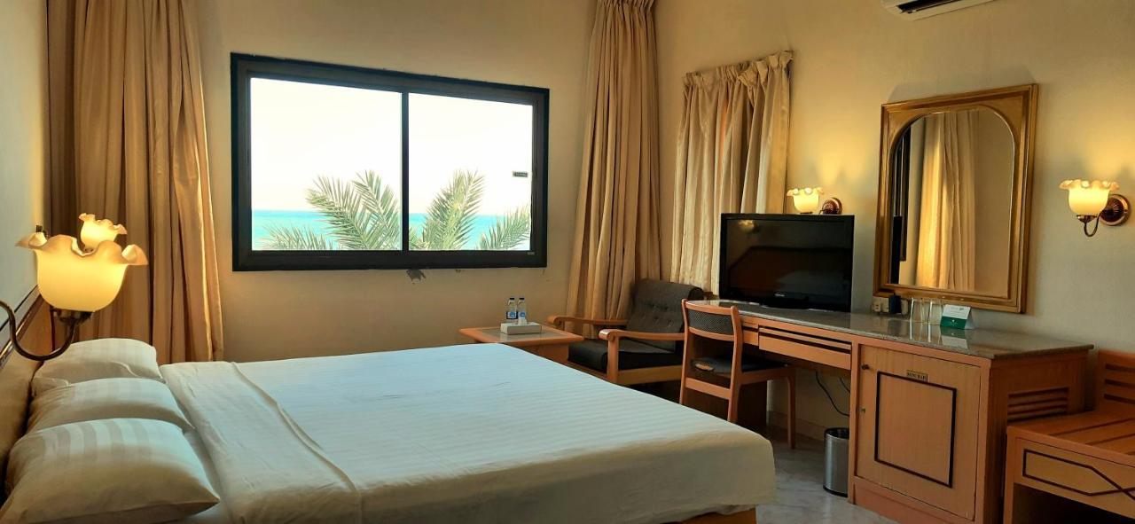 Resort Sur Beach Holiday Extérieur photo