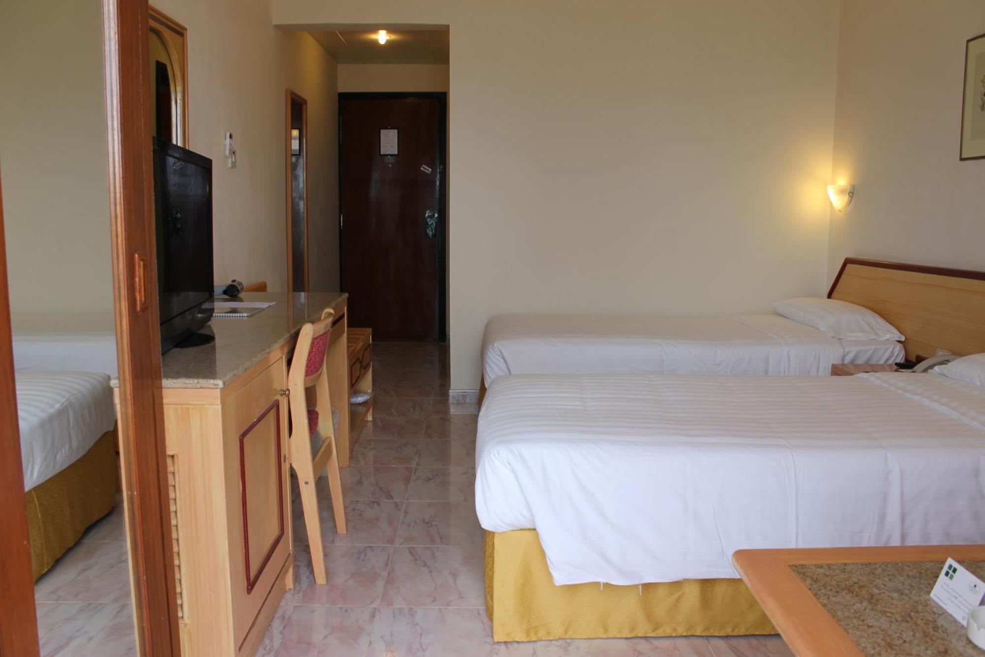 Resort Sur Beach Holiday Chambre photo