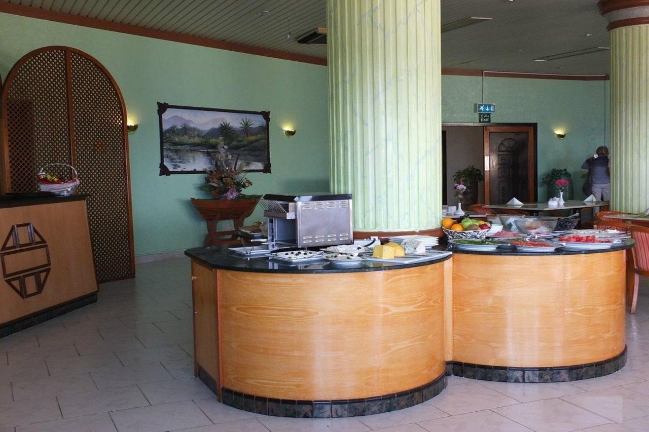 Resort Sur Beach Holiday Extérieur photo